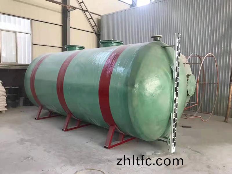 玻(bo)璃(li)钢储(chu)罐.jpg